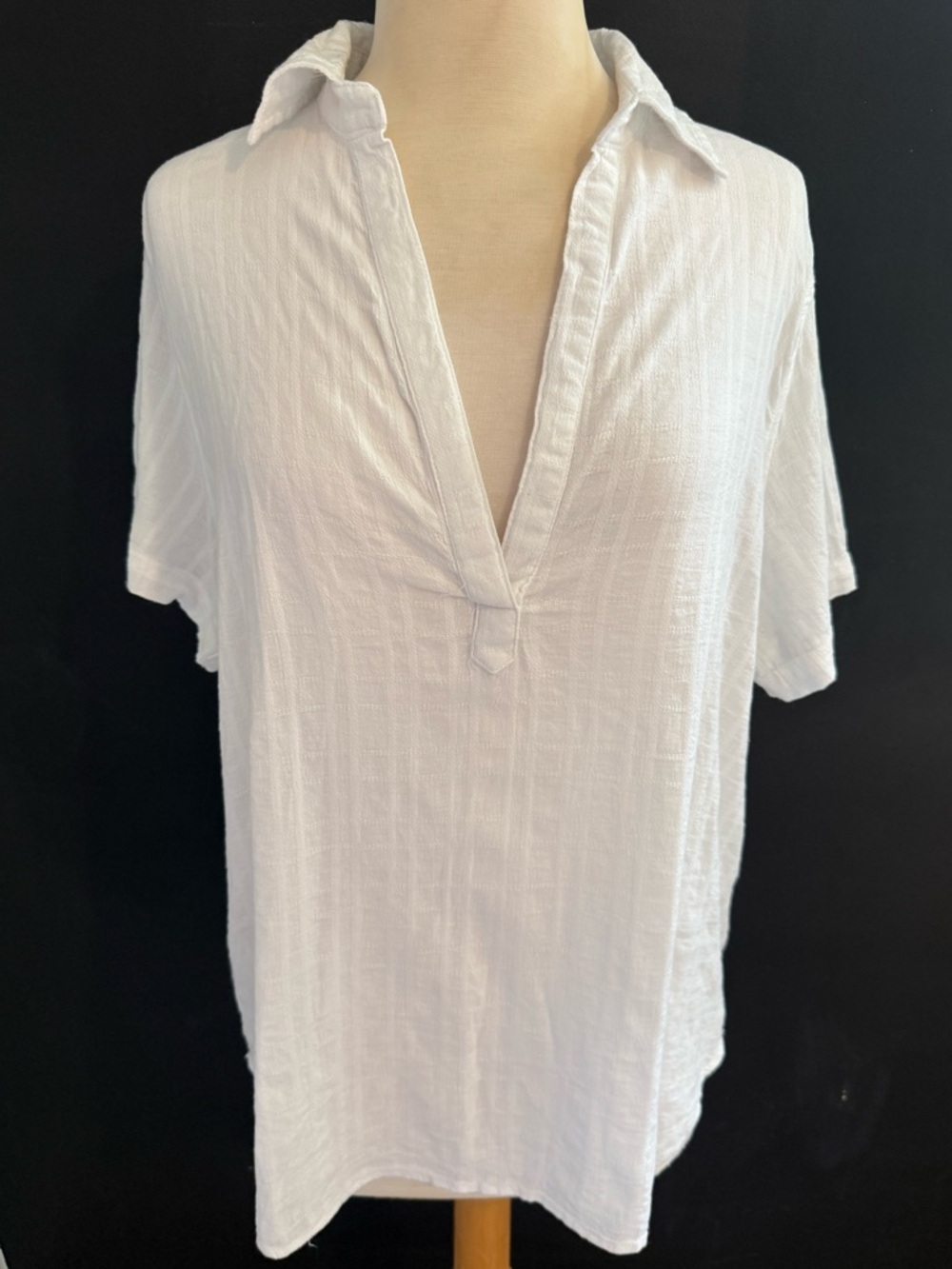 Juniper & Lime White Cotton Blend Summer V Neck Tunic Top With Collar